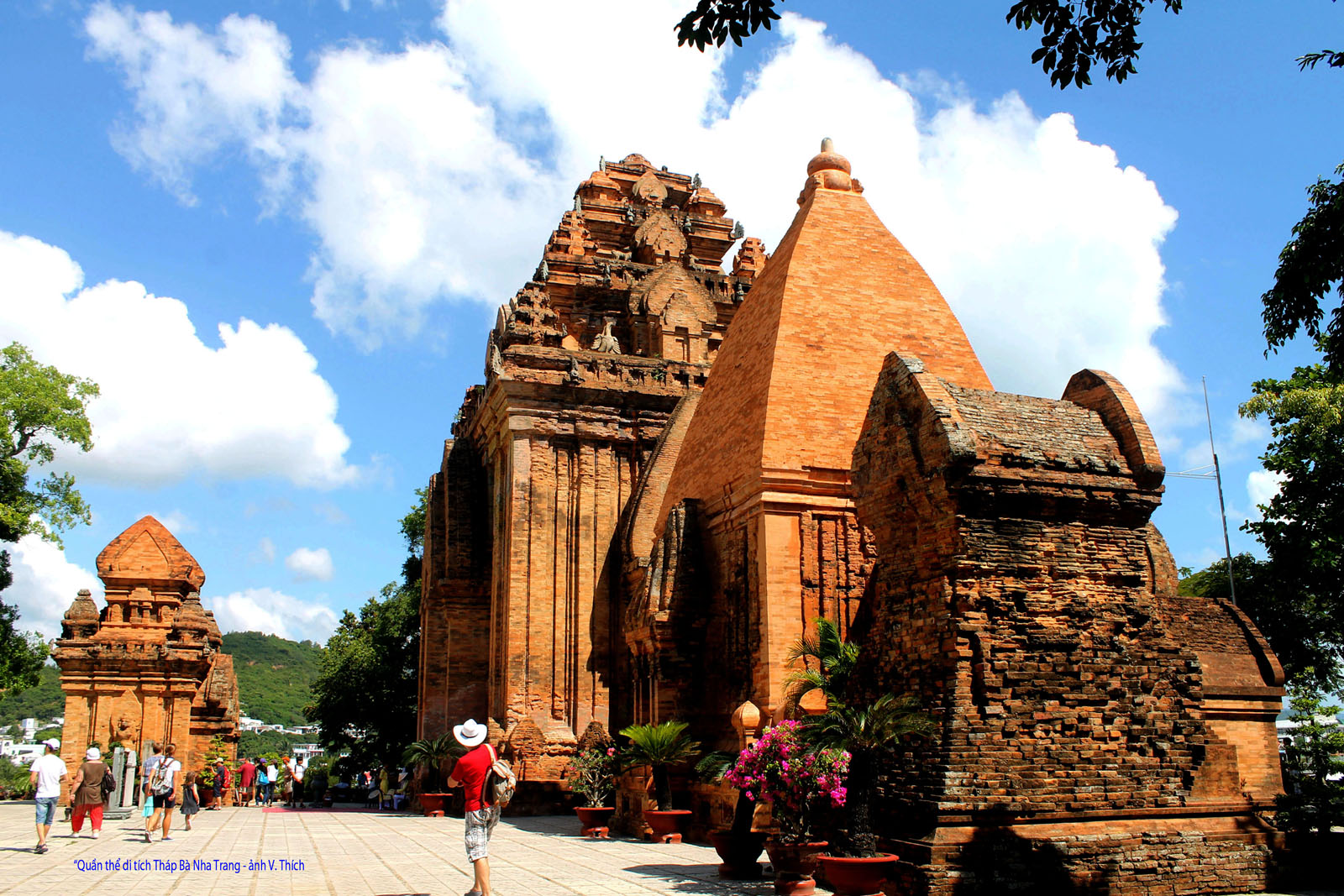 THÁP BÀ PONAGAR